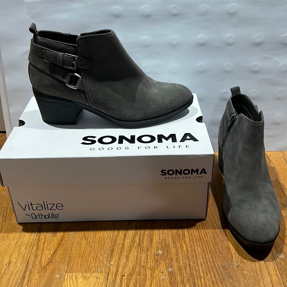 Sonoma Vitalize by Ortholite Gray ‘Sonya’ Style Suede Ankle Boot